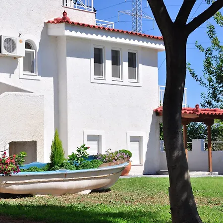 Phoenix Beachside Apartamento Kokkónion